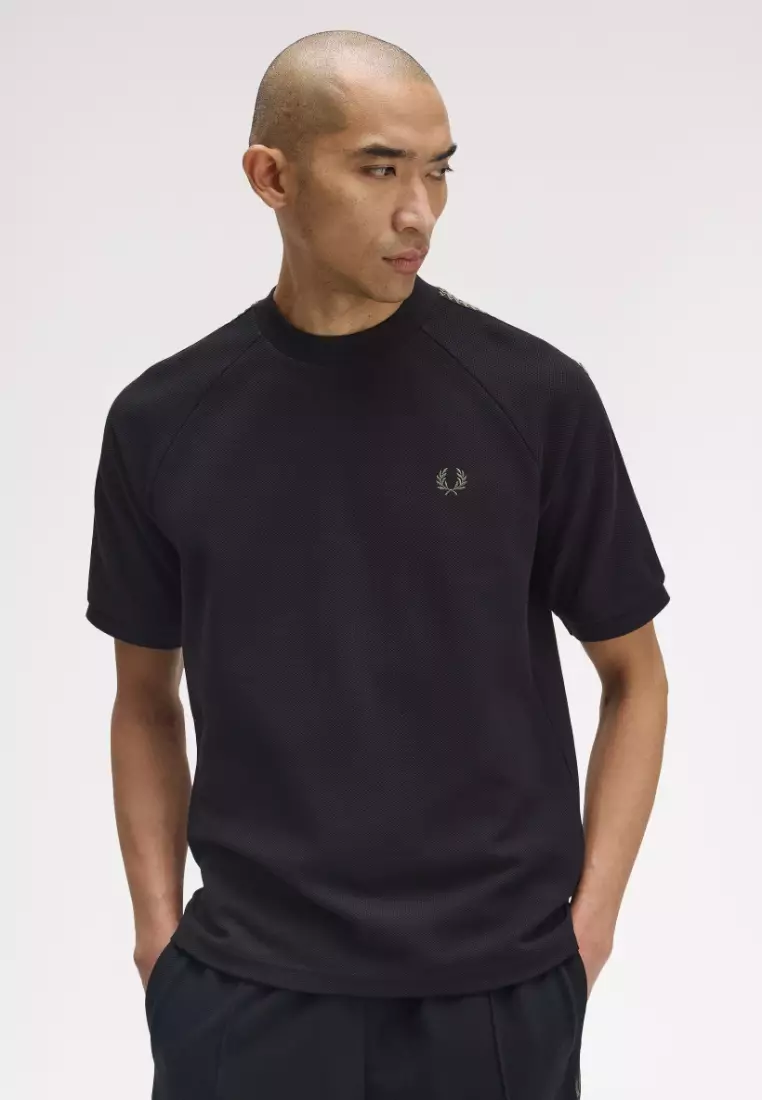 Buy Fred Perry Fred Perry M1697 Tennis Grip Taped T-Shirt (Black
