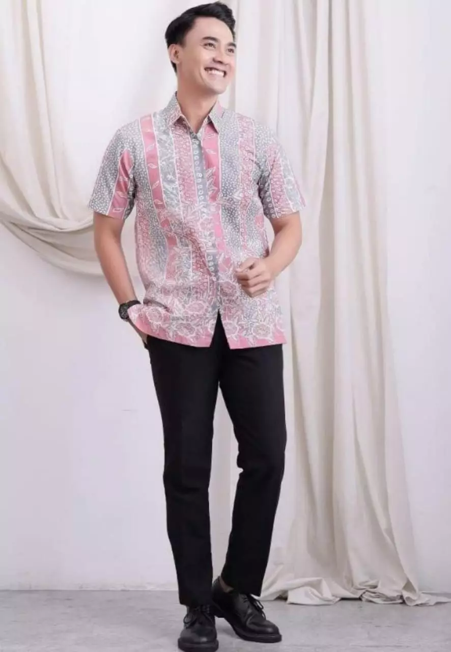 Fellinda Pink Kemeja Batik Pria Premium Elegant Lengan Pendek B.K