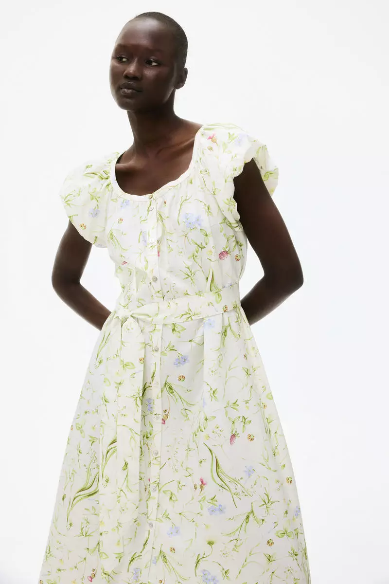 Puff-sleeved poplin dress