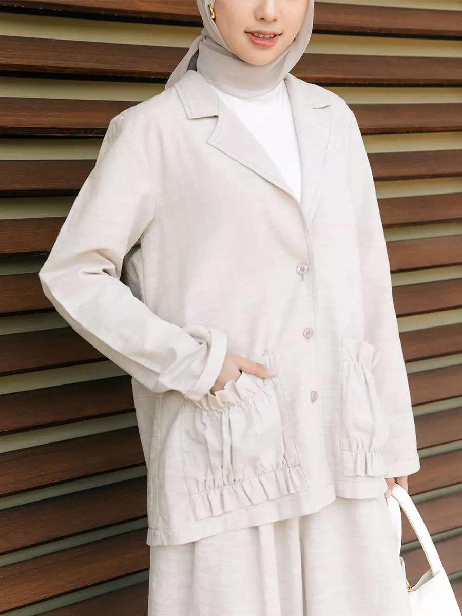 Signature Hive Blouse