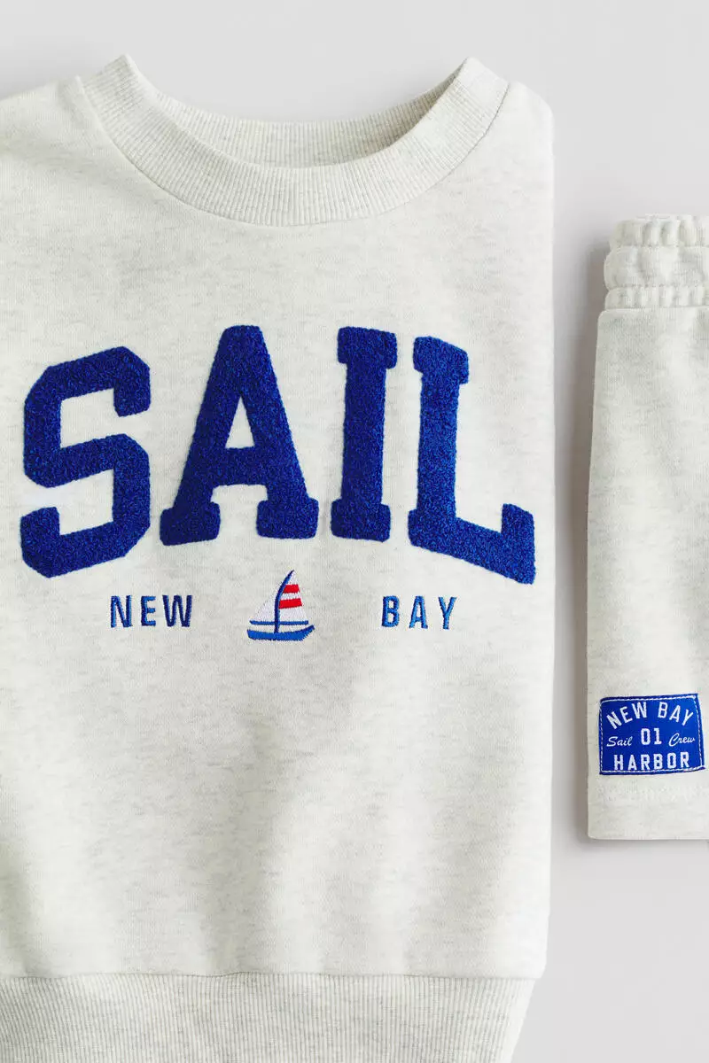 2-piece motif-detail sweatshirt set