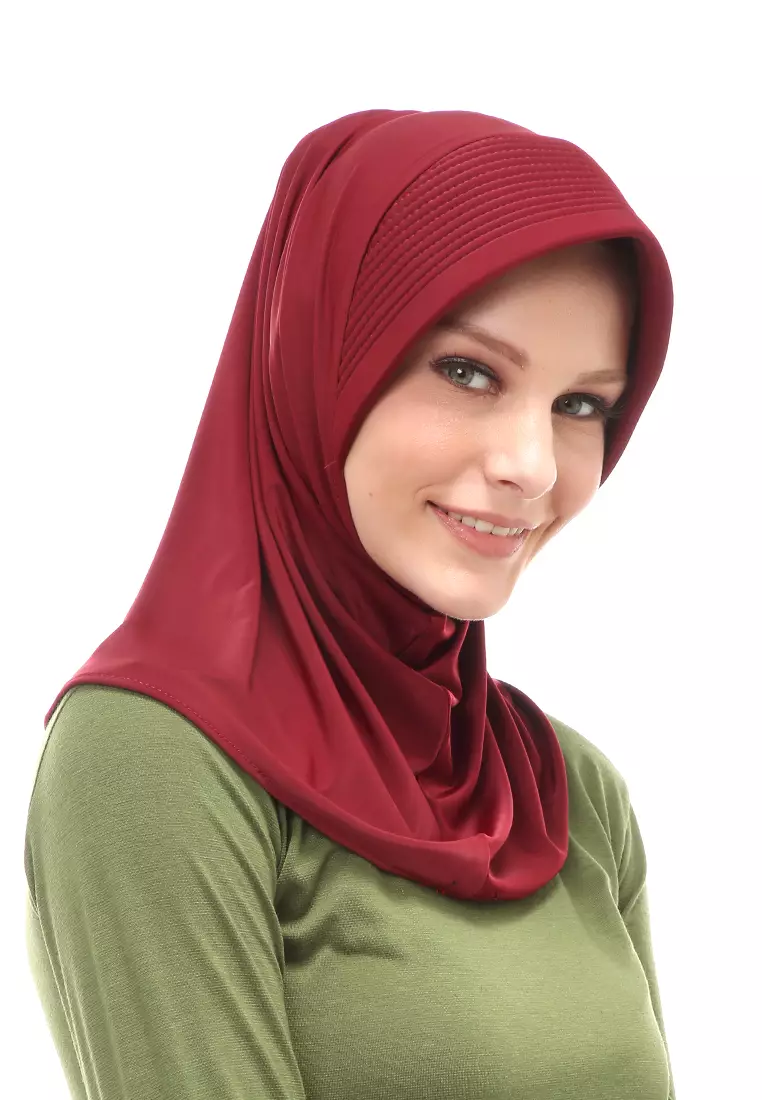 Layla Hijab Sport Instan Wanita Muslimah Relaxed Fit - Maroon