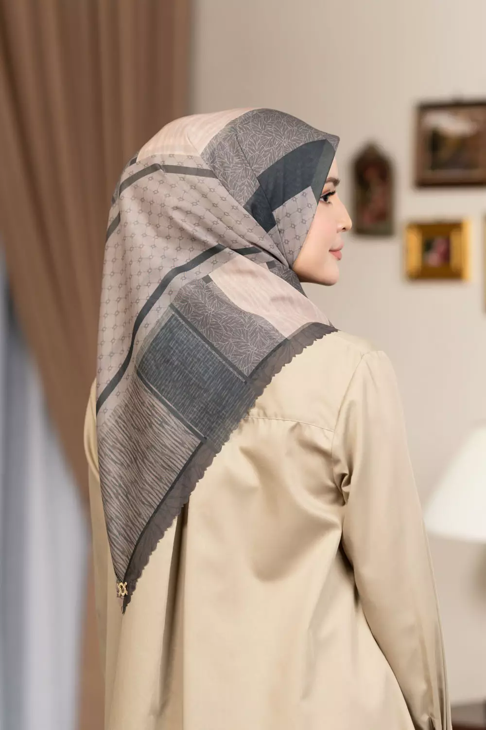 Klamby - Tiani Scarf Natural Wood