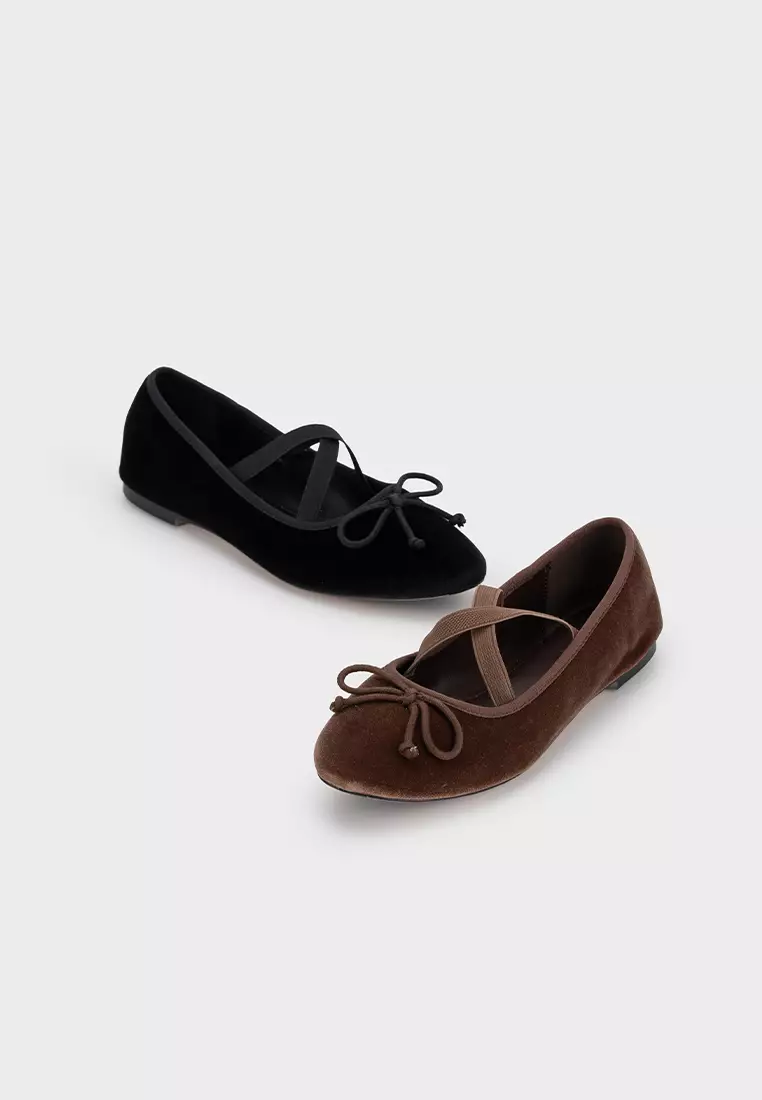 VELVET CRISS-CROSS STRAP BALLET FLAT