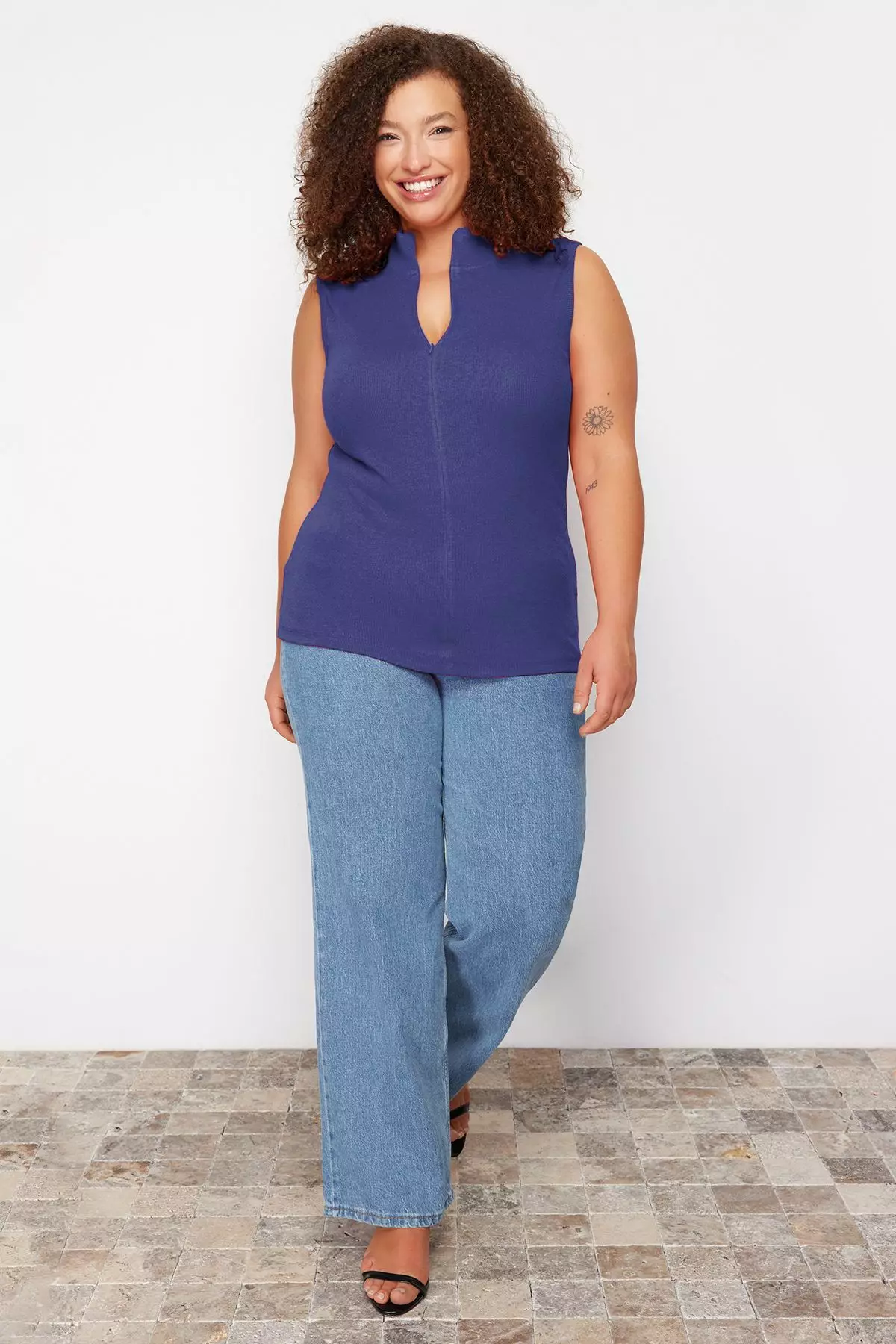 Plus Size Sleeveless Knit Top