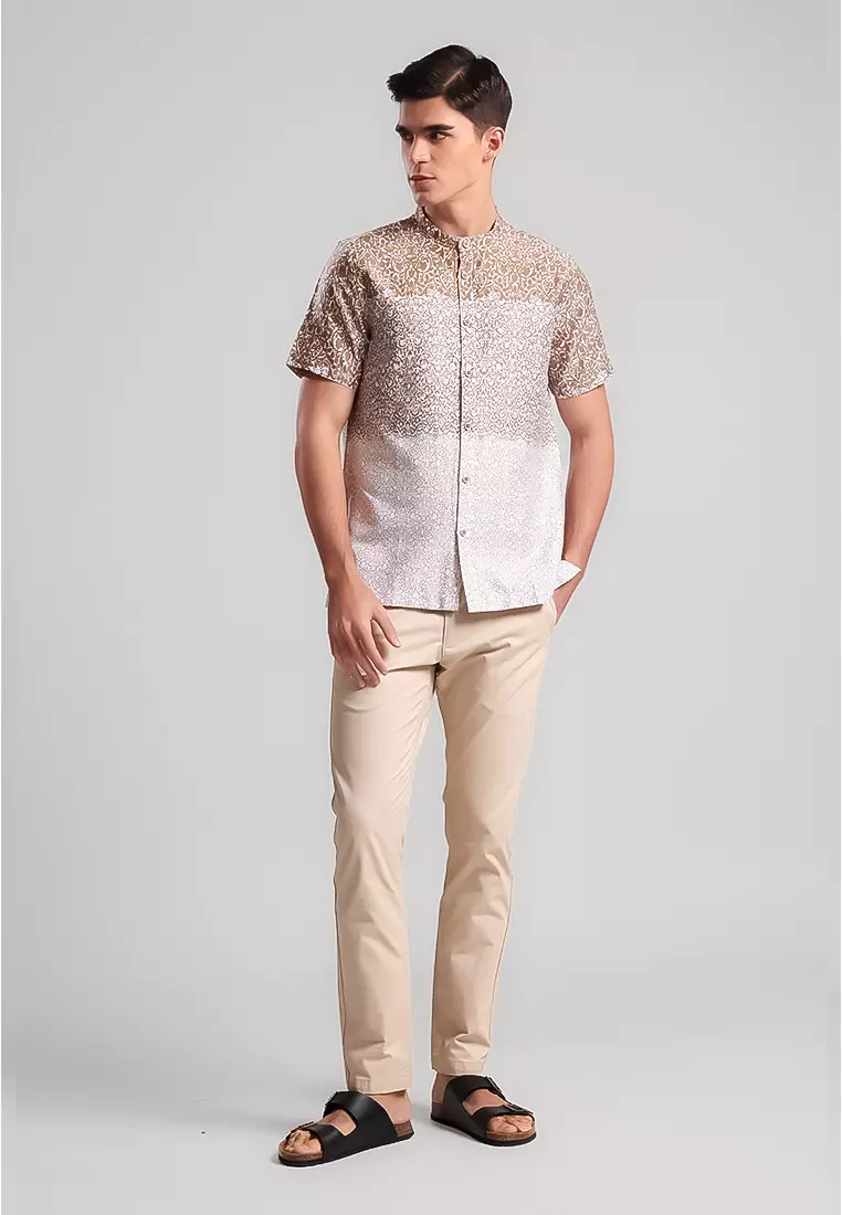 MANZONE - Kemeja Shanghai Lengan Pendek Pria Prananda Modern Fit - Brown Warna Brown