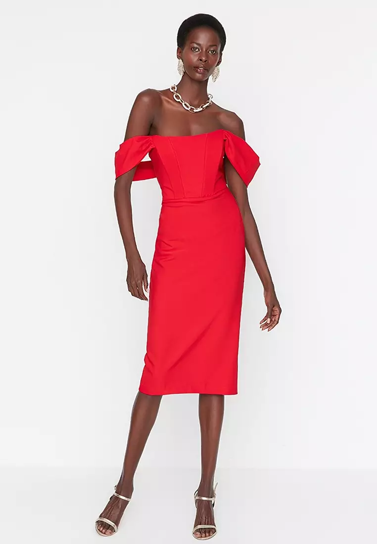 Red fitted 2025 midi dress