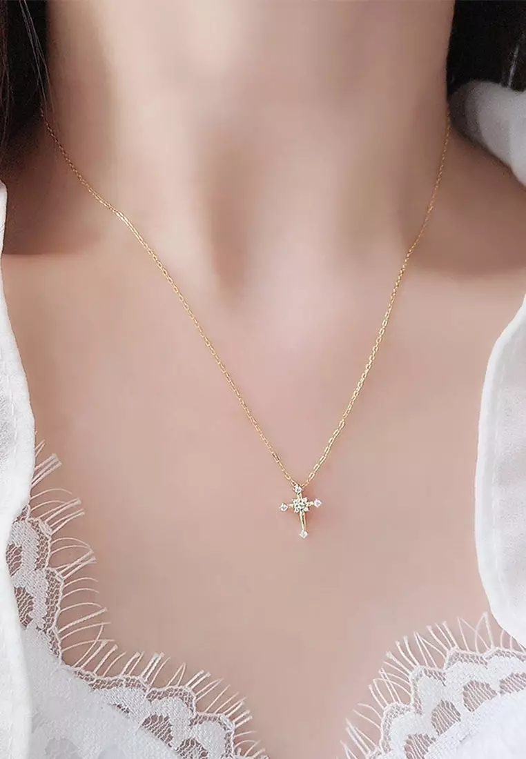 Gold style top necklaces