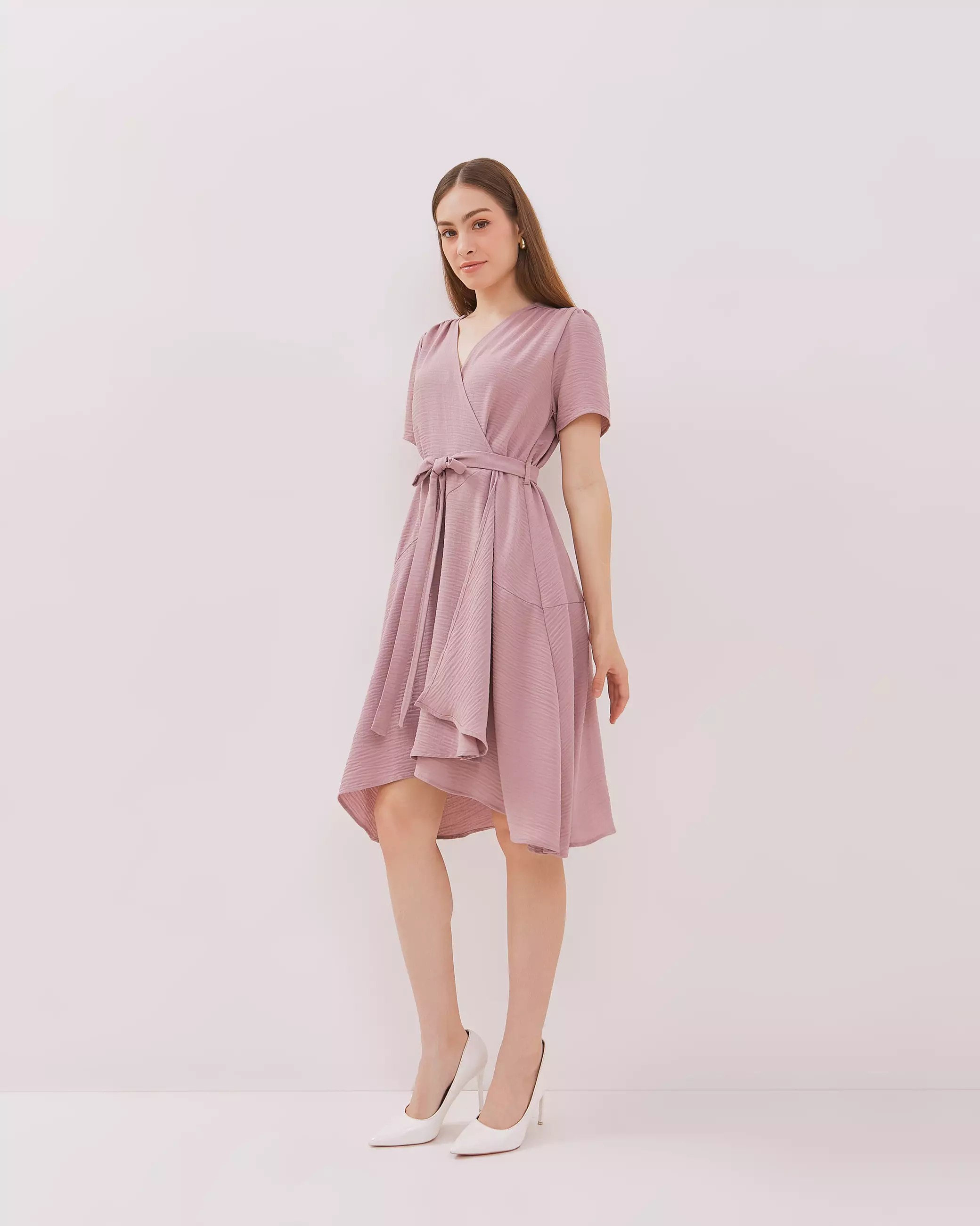 Urban Exchange Gaia Pink Mini Dress - Gaun Pesta Mini Dress V-Neck Lengan Pendek Warna Pink