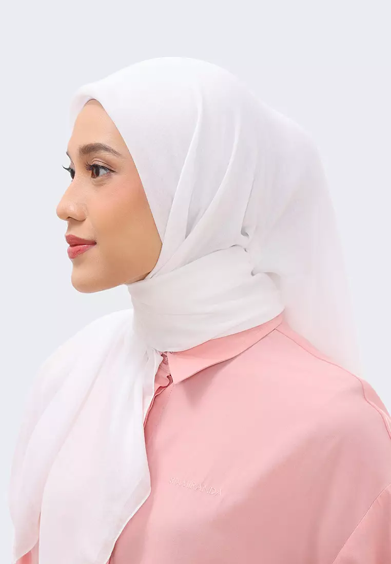 Ria Miranda Off White Rarina Scarf