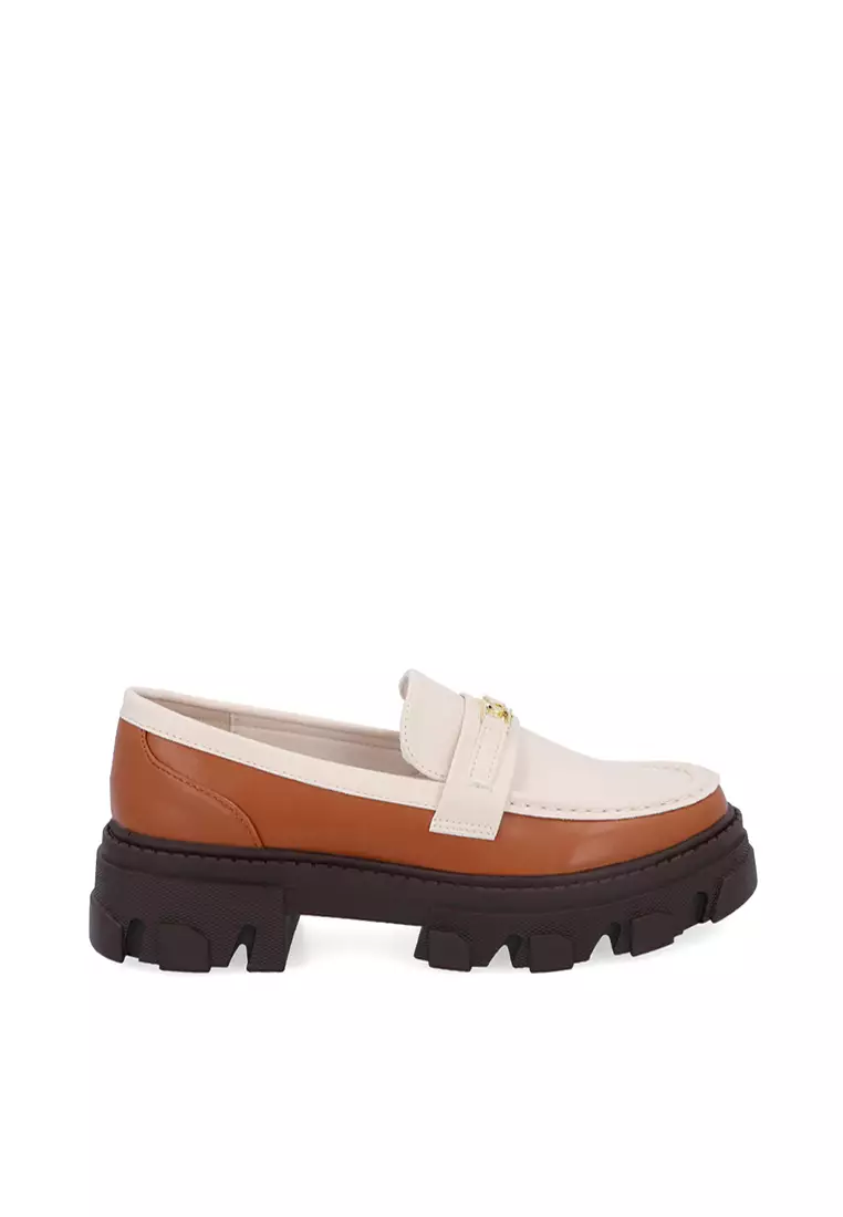 Discount on Carlo Rino  shoes - SKU: Brown Amélie Tri-Layer Loafers
