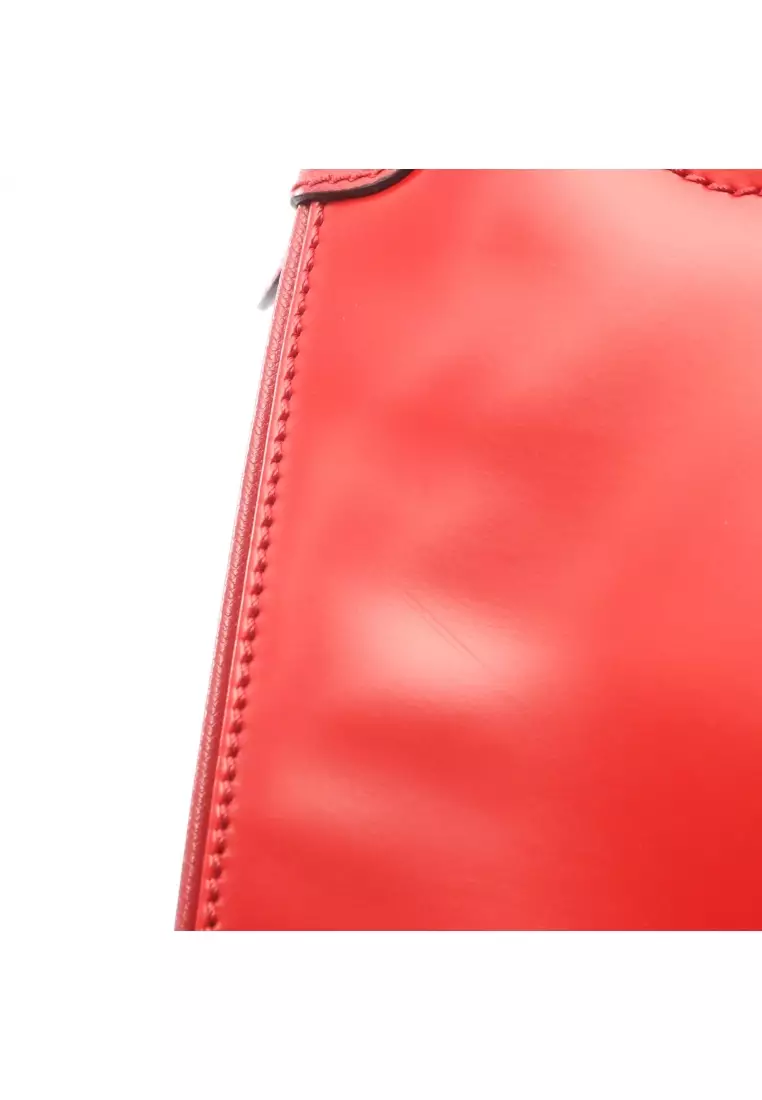 Pre-Loved Salvatore Ferragamo Gancini Handbag leather Red