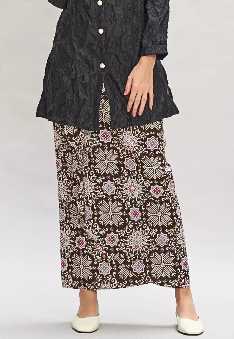 Black Premium Chiffon high neck Top & Maroon Batik Pleated Wrap Skirt