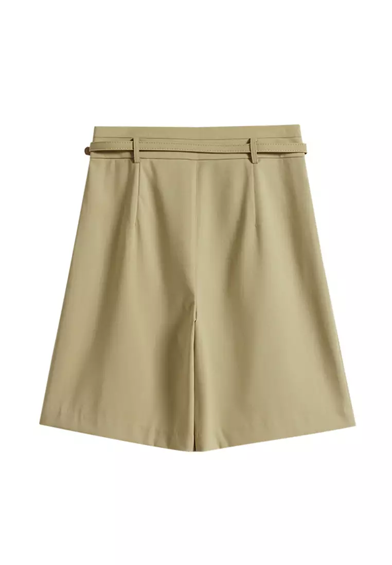 Smart Casual Shorts with Belt