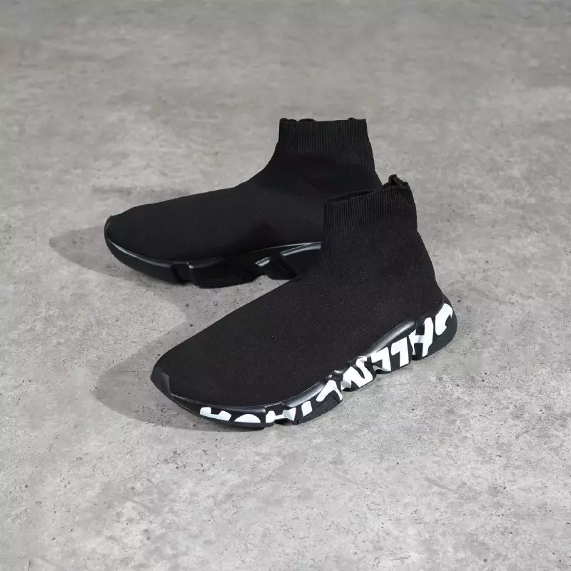 Sepatu BALENCIAGA SPEED TRAINER GRAFFITI WHITE BLACK SNEAKER 100% ORIGINAL