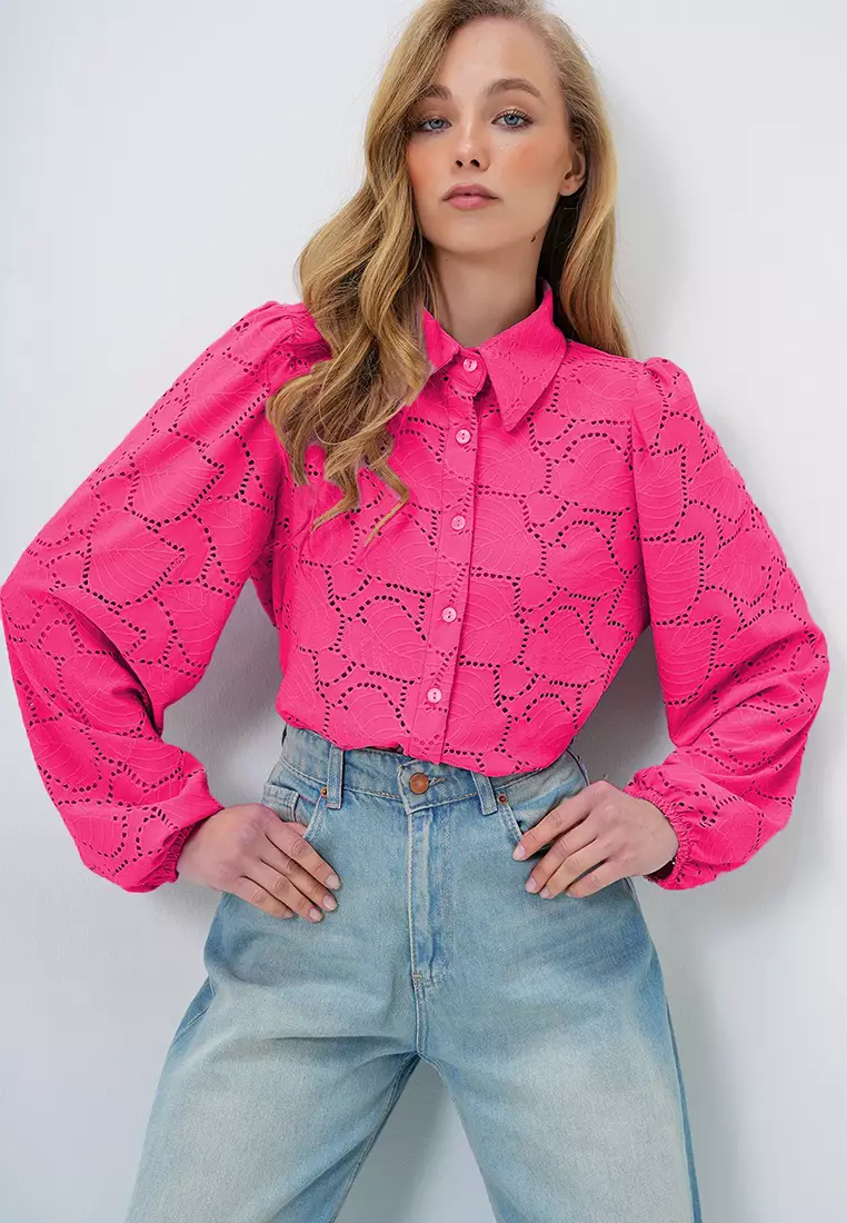 Women's Fuchsia Guipure Woven Premium Shirt Alc-X4366