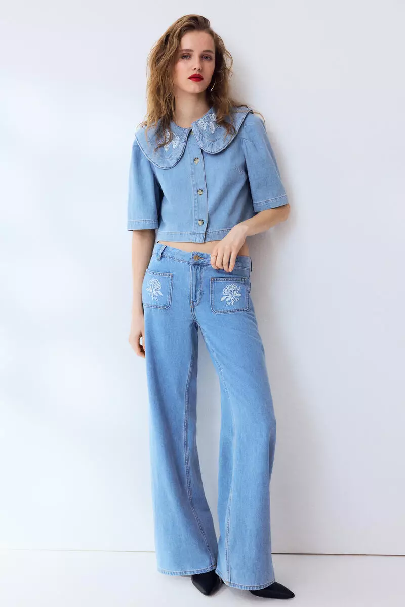 Collared denim blouse