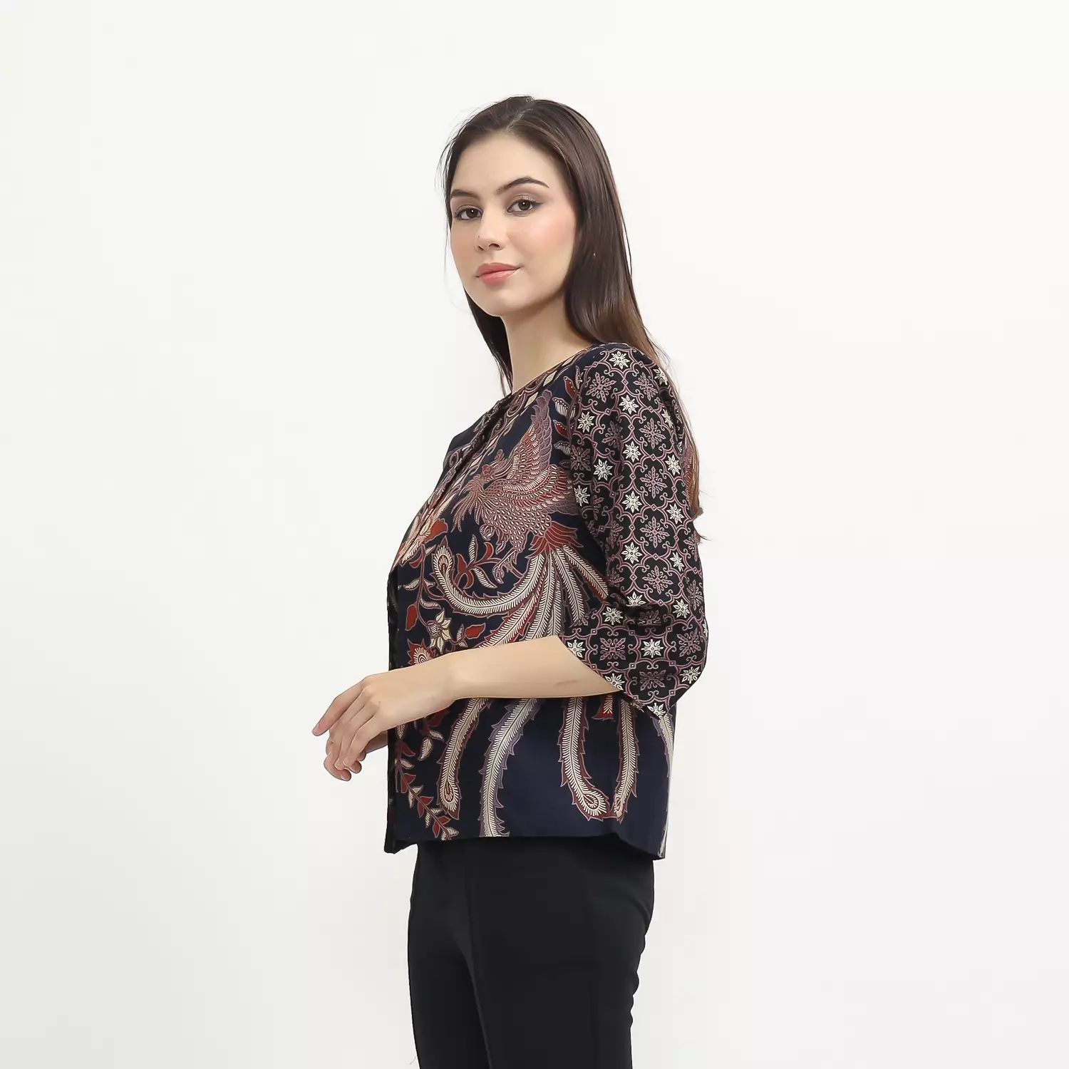 Blazer Batik Wanita - Bhatara Batik Tasya - Atasan Batik Modern Lengan Panjang