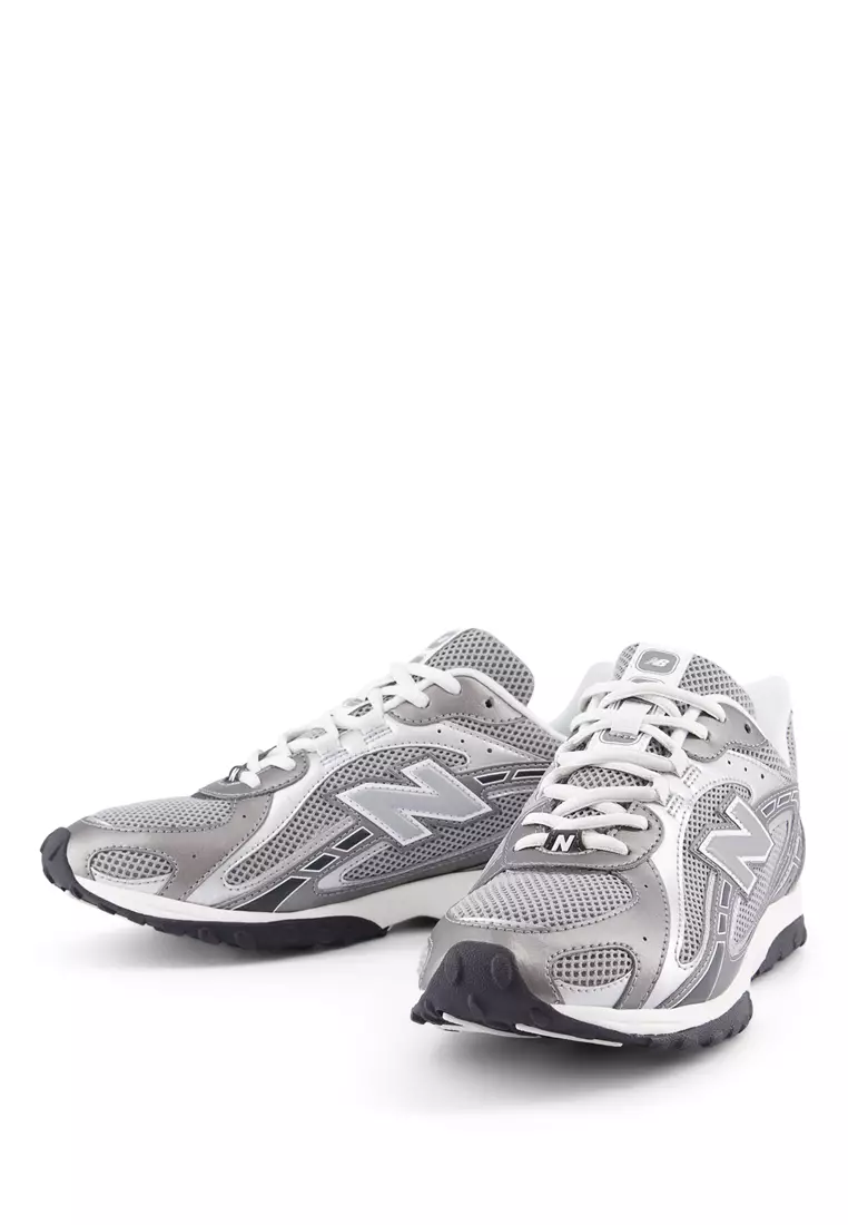 204L Lifestyle Shoes