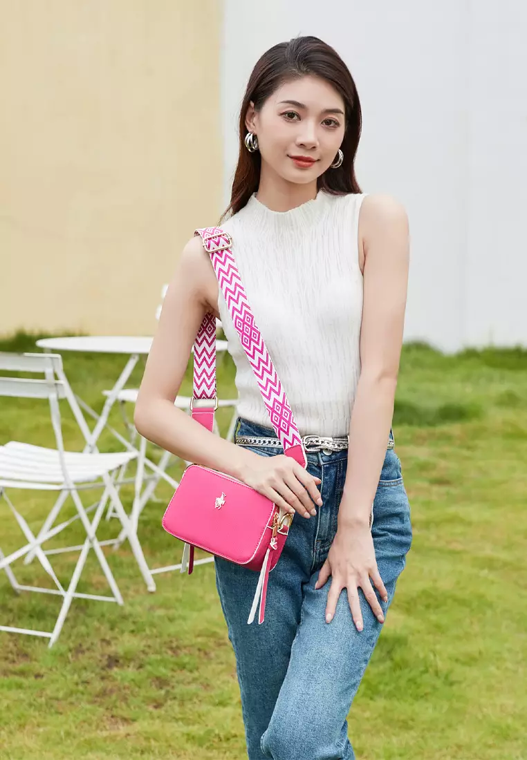 Women's Sling Bag / Crossbody Bag - Fuschia