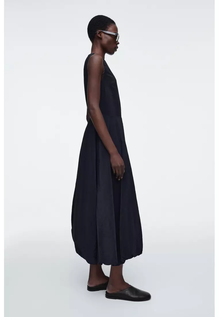 SLEEVELESS BUBBLE-HEM MIDI DRESS
