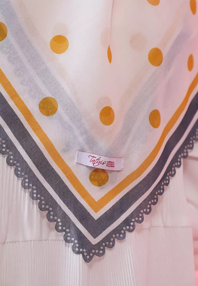 Aliyah Square Damour