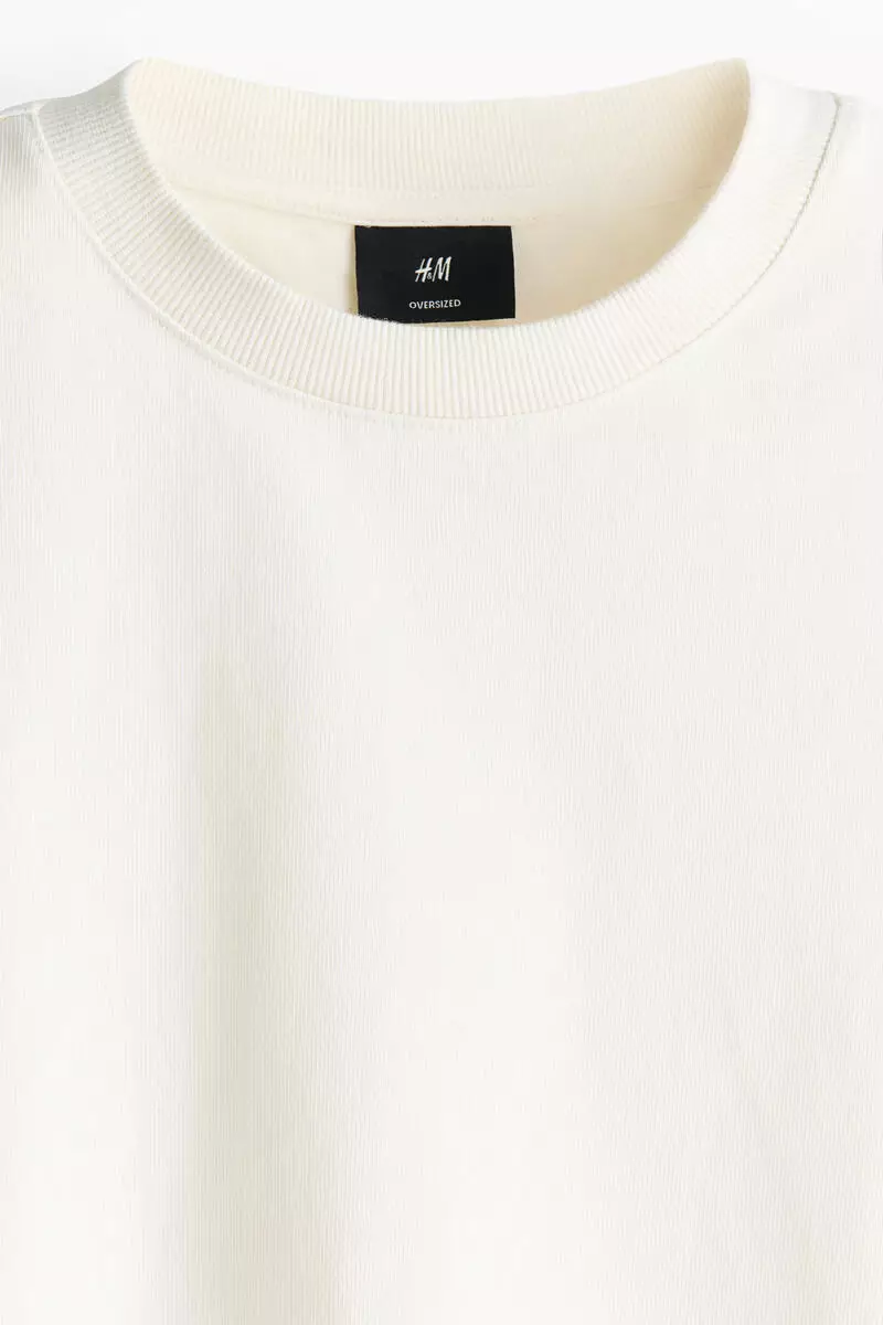 Oversized Fit Boxy-style t-shirt