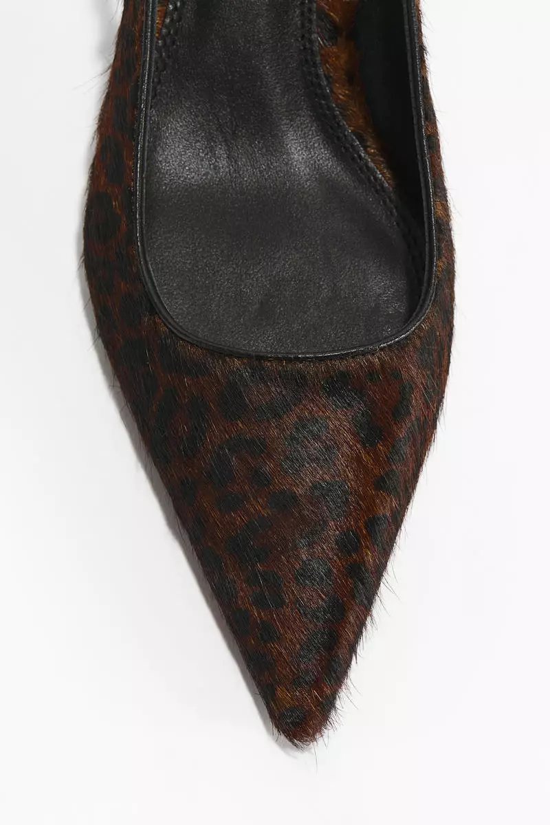 Kitten-heeled leather slingbacks