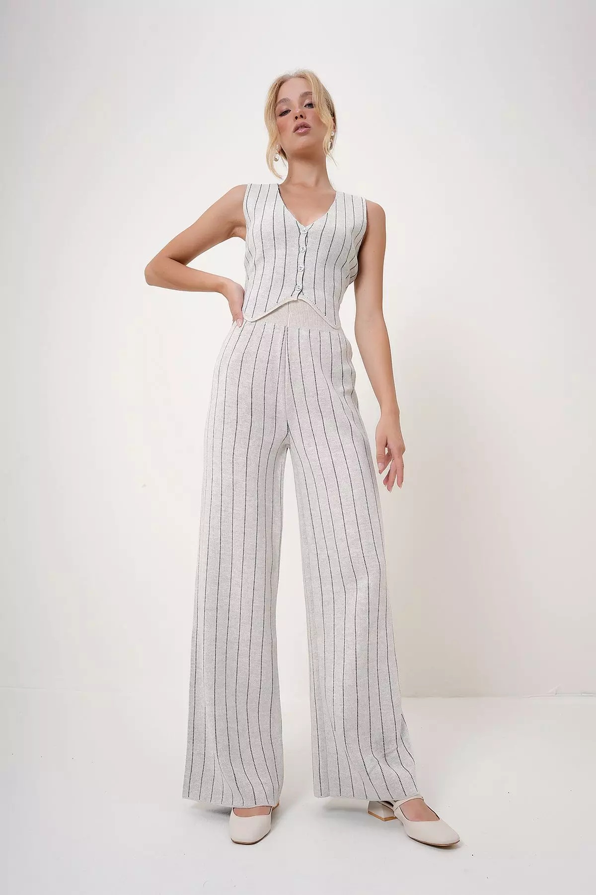 Women's Cream V-Neck Buttoned Vest and Elastic Waistband Trousers Striped Knitwear Two Piece Set
