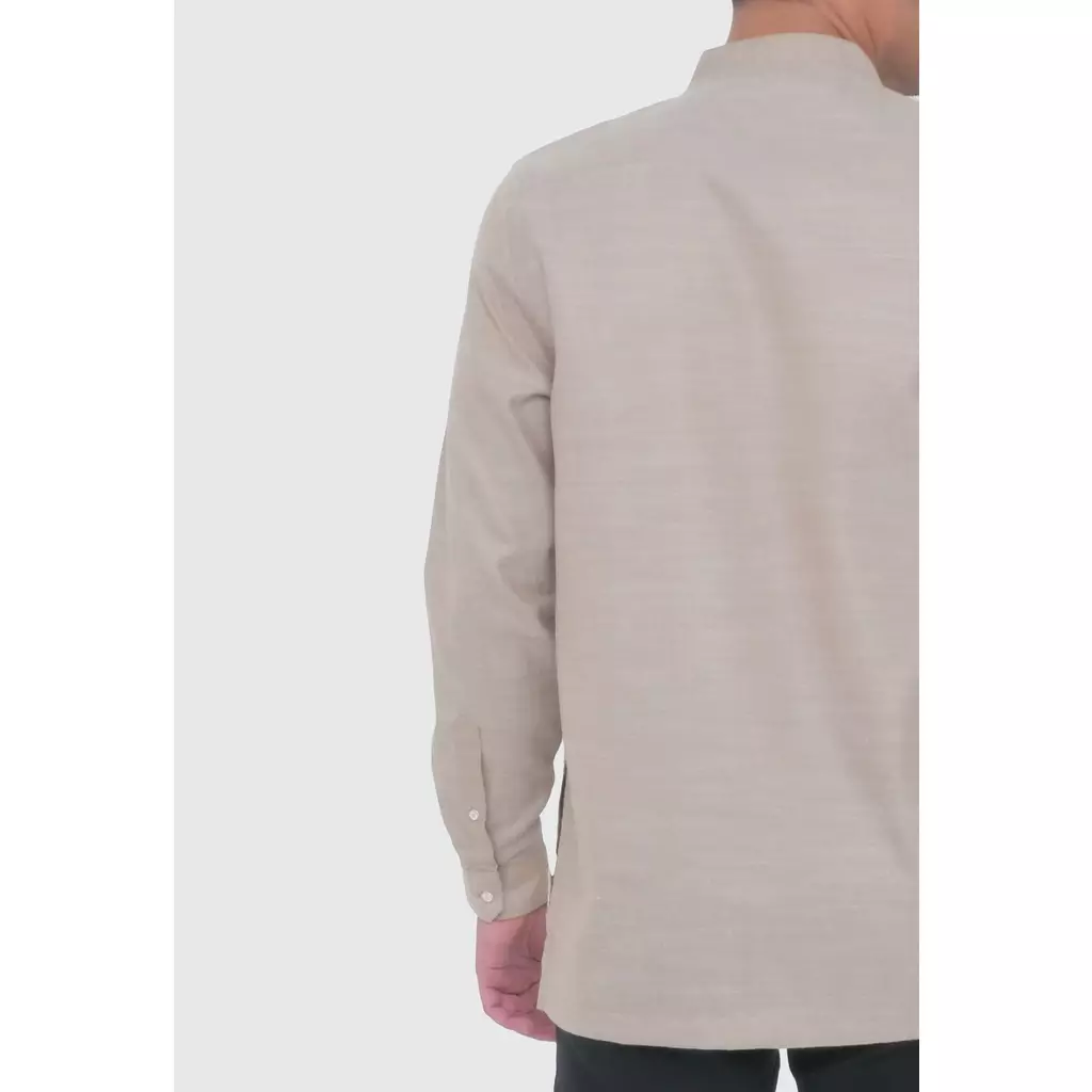 MOC Kemeja Koko Lengan Panjang Pria QURIYA - BROWN