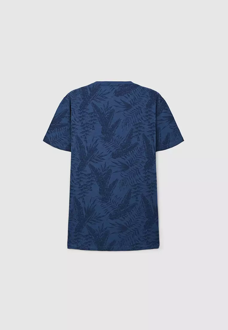 Man Short-Sleeved T-Shirt