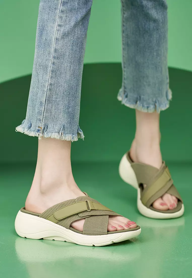 Velcro sales wedge sandals