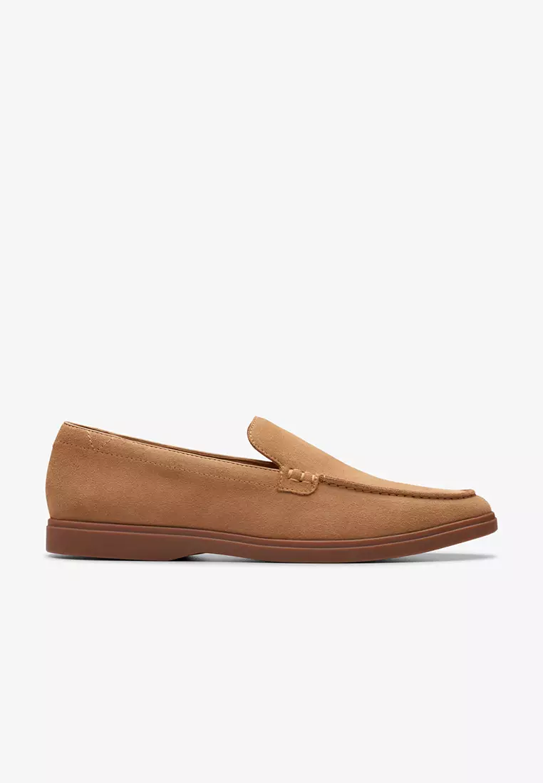 Discount on Clarks  shoes - SKU: Torford Easy Loafer Light Tan