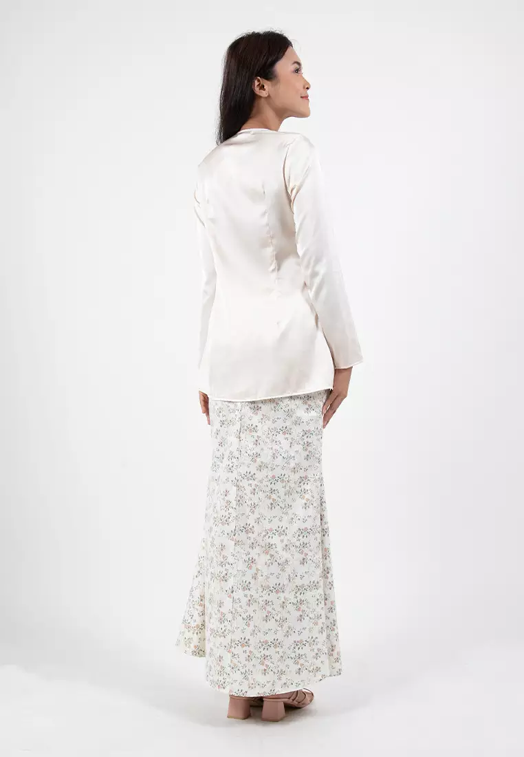 Forest x Hatta Dolmat Ladies Satin Floral Pattern Woven Baju Kurung - 885066-15Beige