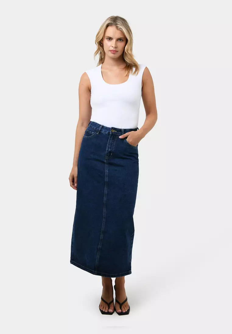 Soho Rounded Square Neck Top
