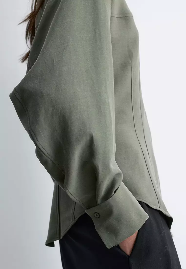 Balloon-Sleeved Tapered Shirt