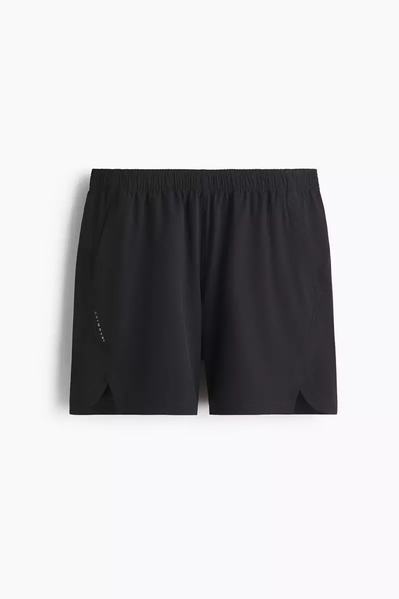 Sports shorts with DryMove™