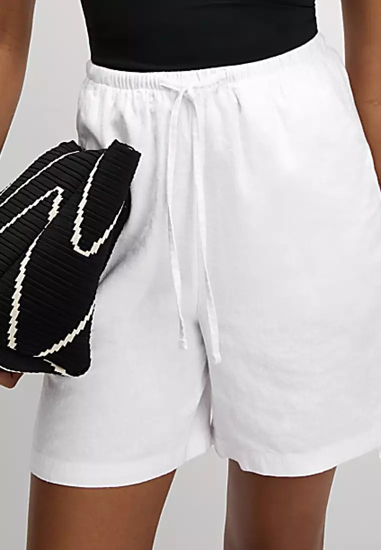 Linen Rich High Waisted Shorts