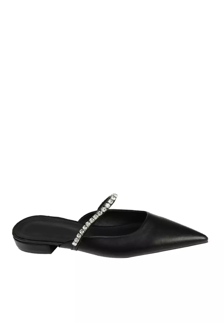 Discount on Twenty Eight Shoes  shoes - SKU: VANSA Imitation Rhinestone Chain Low Heel Sandals VSW-C-K77-1