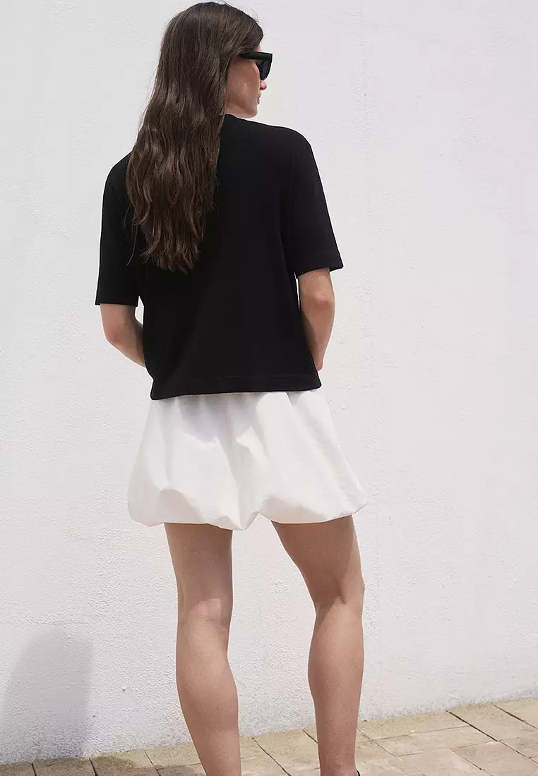 Short-Sleeved Fine-Knit Sweater