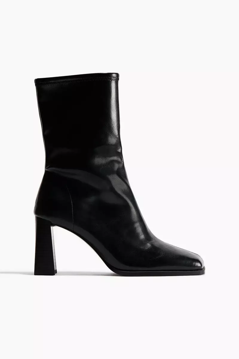 Block-heeled ankle boots
