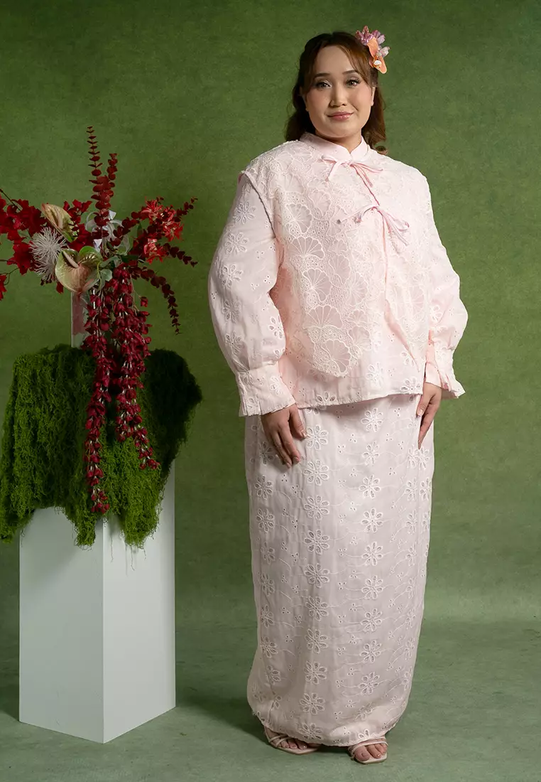 Amelia Plus Kedah Kurung with Vest Set