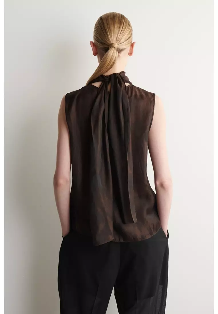 ANIMAL-JACQUARD SCARF-DETAIL BLOUSE