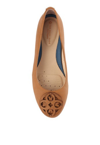 Jual  Hush  Puppies  Maci Ornament Pump Original ZALORA 