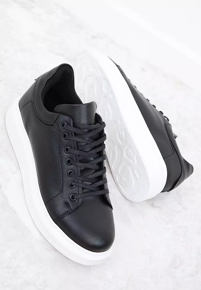 Casual Sneakers