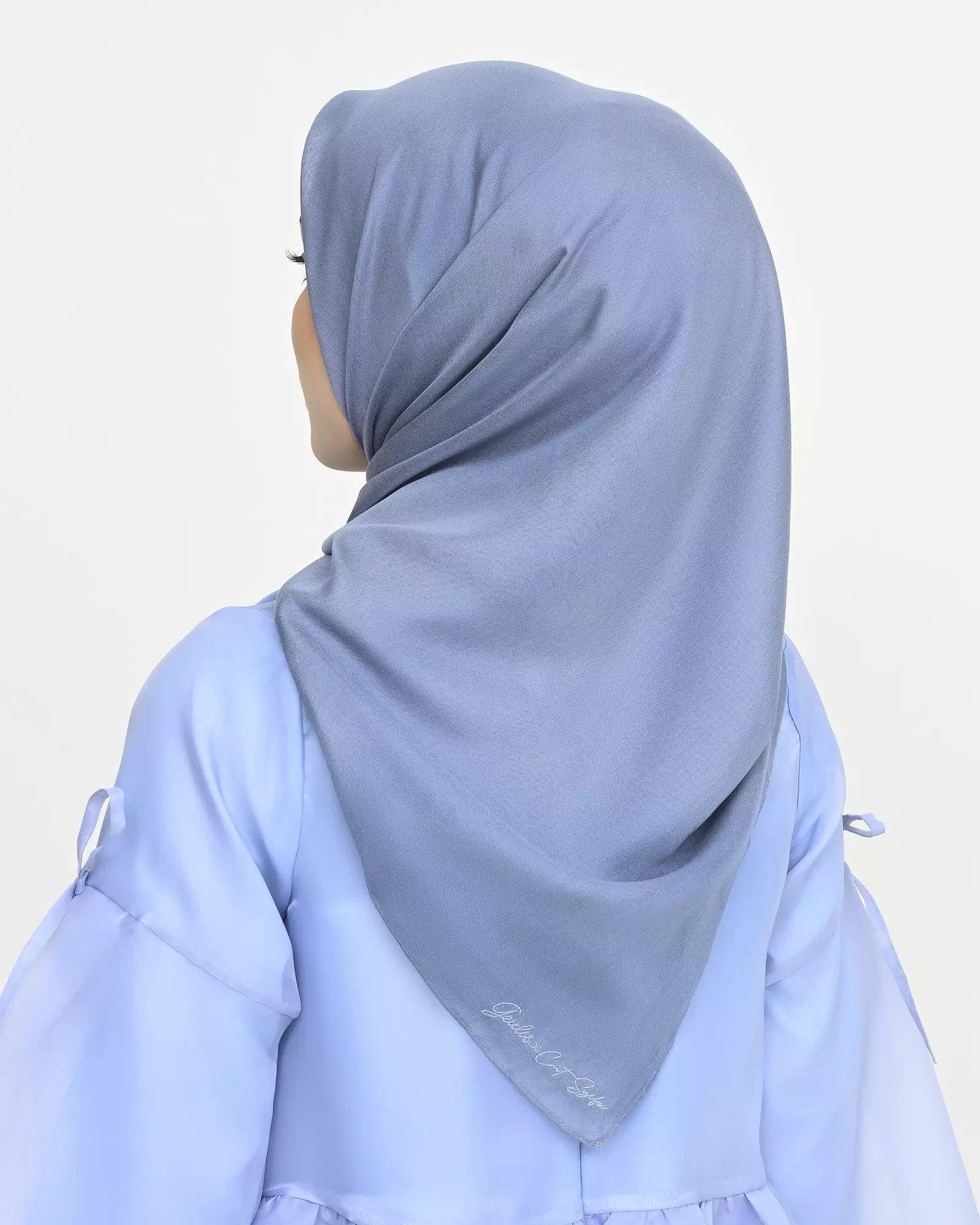Geulis.id x Cut Syifa / SYIFA PARIS PREMIUM / HIJAB POLOS / DARKGREY