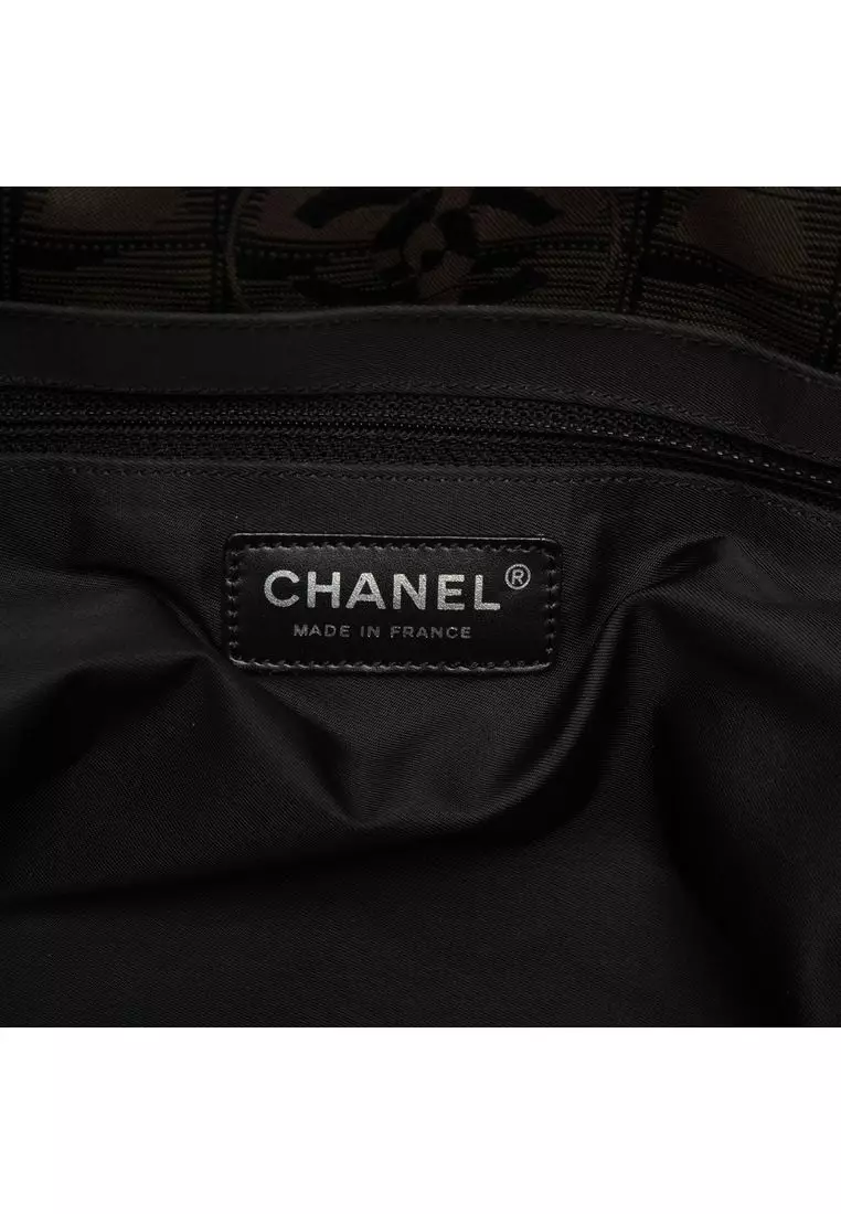 Pre-Loved Chanel New Travel Line Nylon Tote