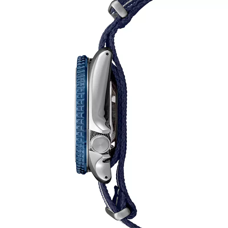 Jam Tangan Pria Seiko 5 Sports SRPF69K1 Naruto & Boruto Sasuke Uchiha Model Dual Tone Nylon Strap Limited Edition