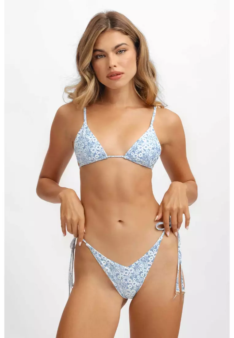 Kelly Triangle Bikini Top / Blue Blossom