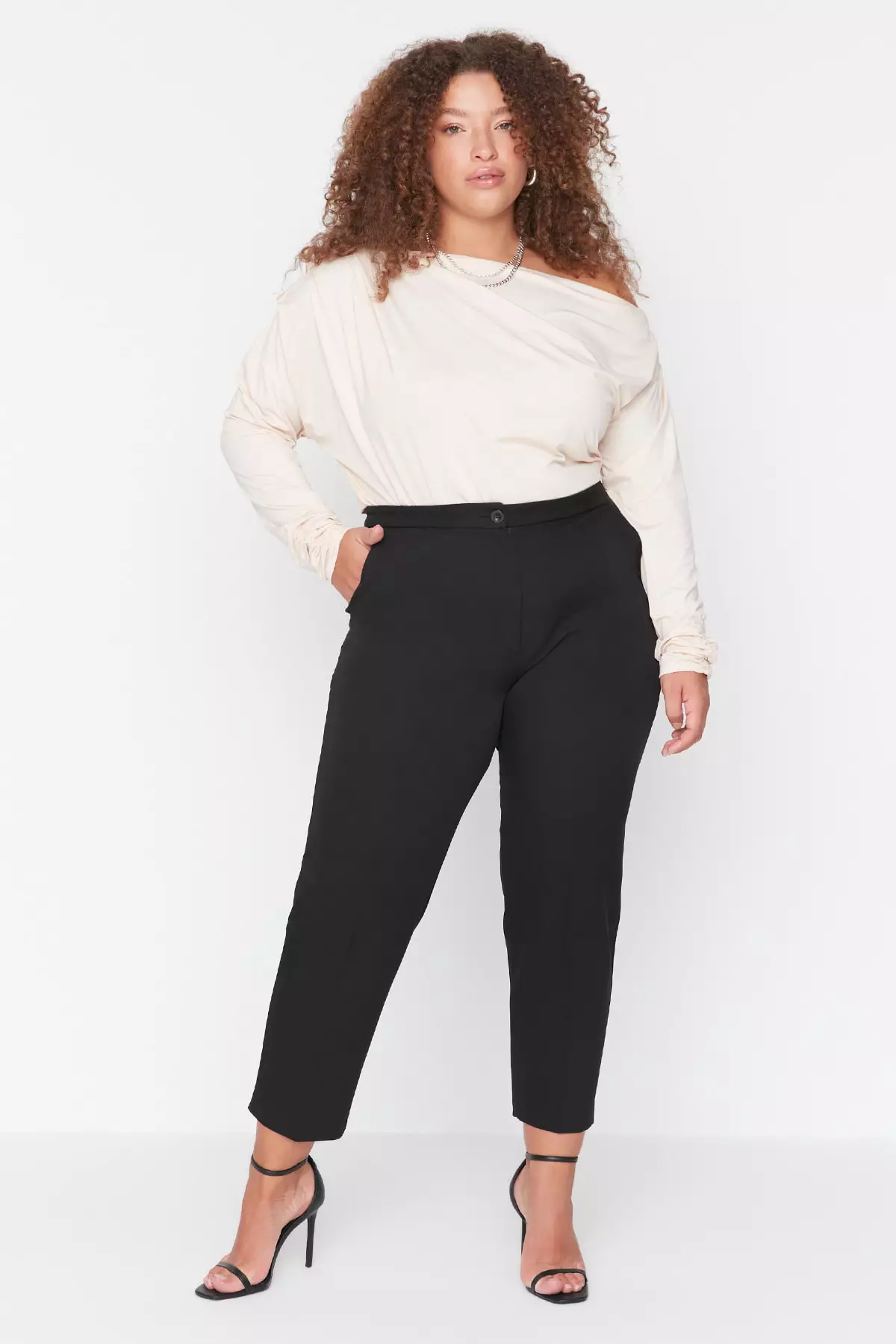 Plus Size Crop Pants